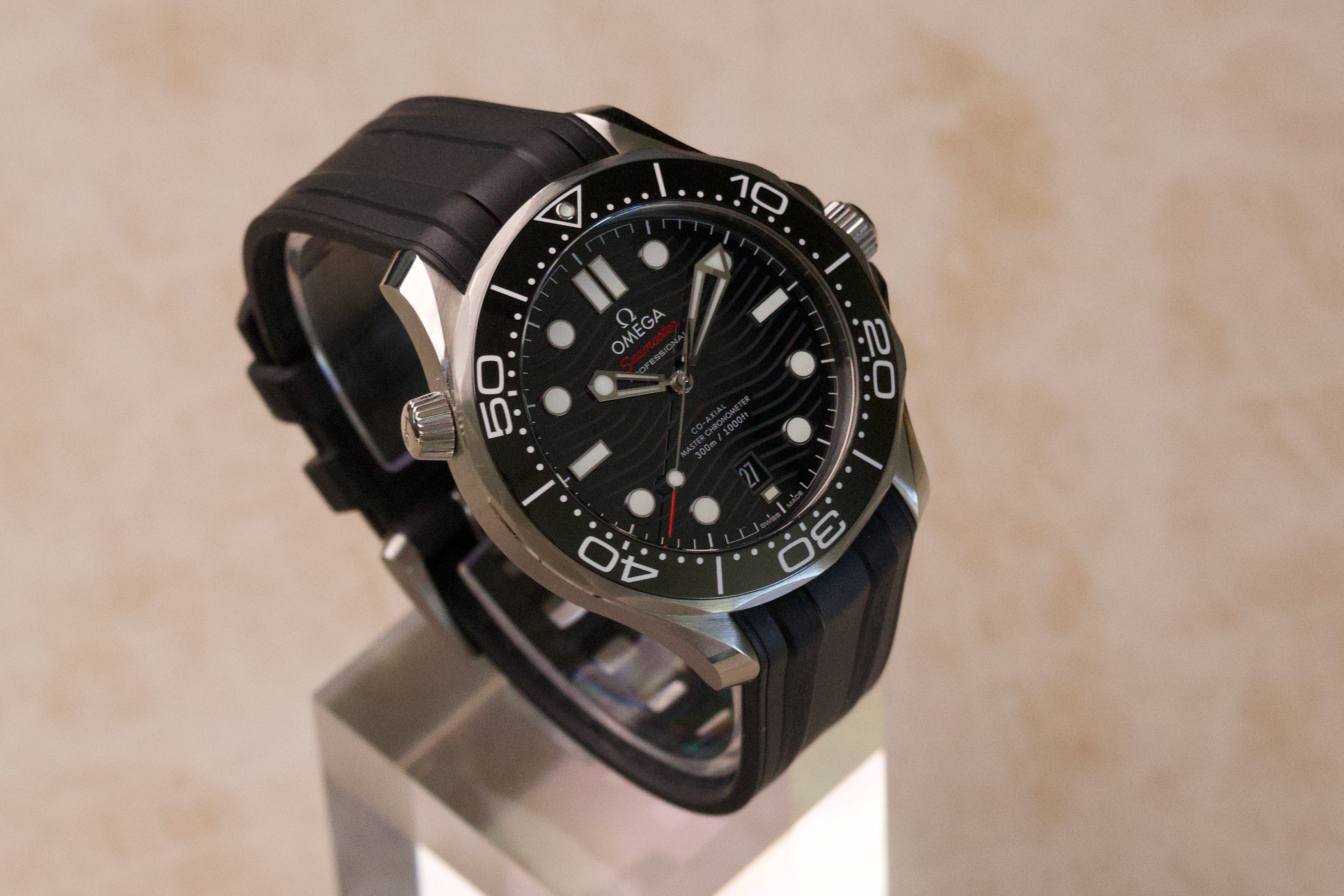 Omega Seamaster Diver 300M – Ref. 210.32.42.20.01.001