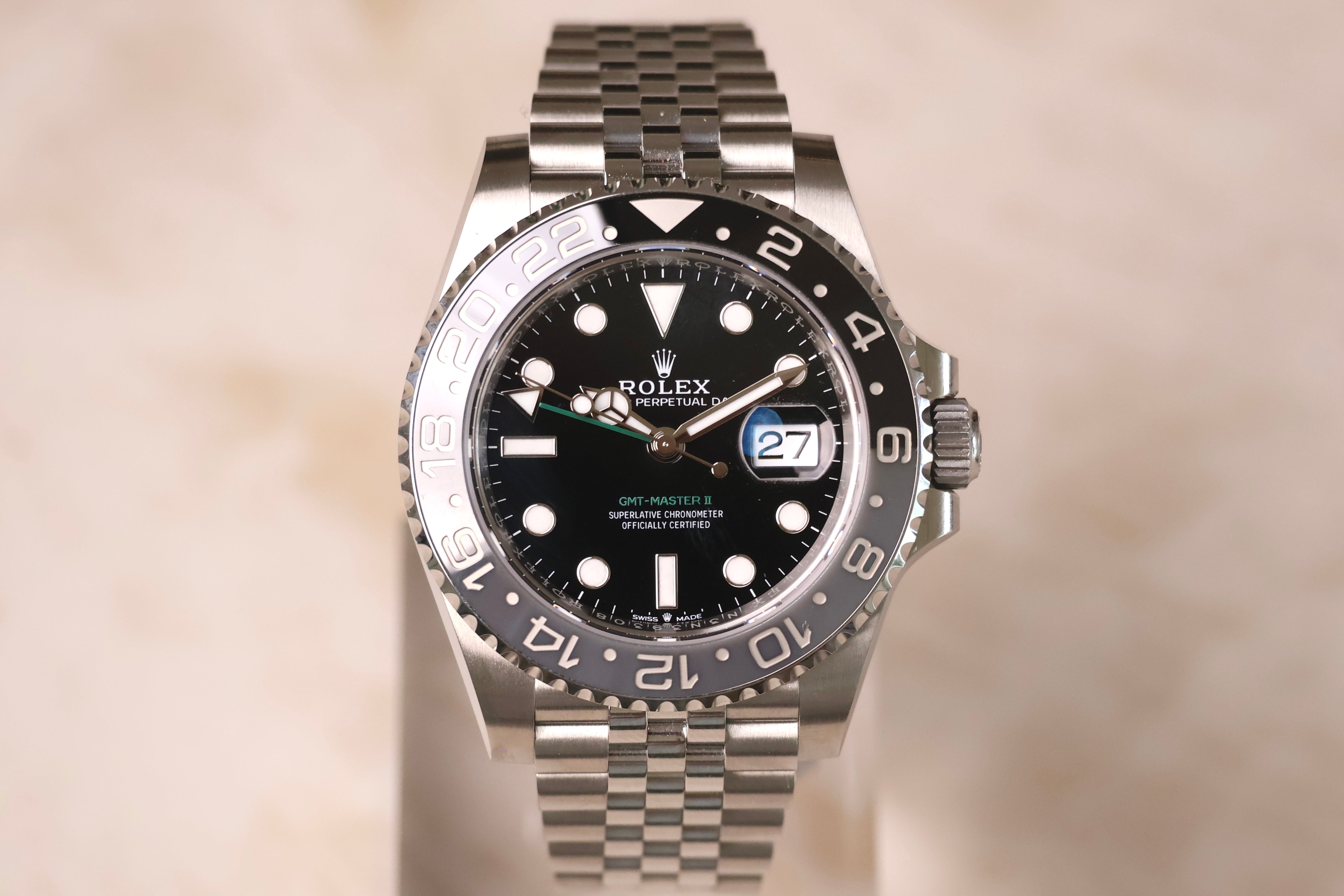 Rolex GMT-Master II Bruce Wayne 126710GRNR nieuw zwart-grijze lunette