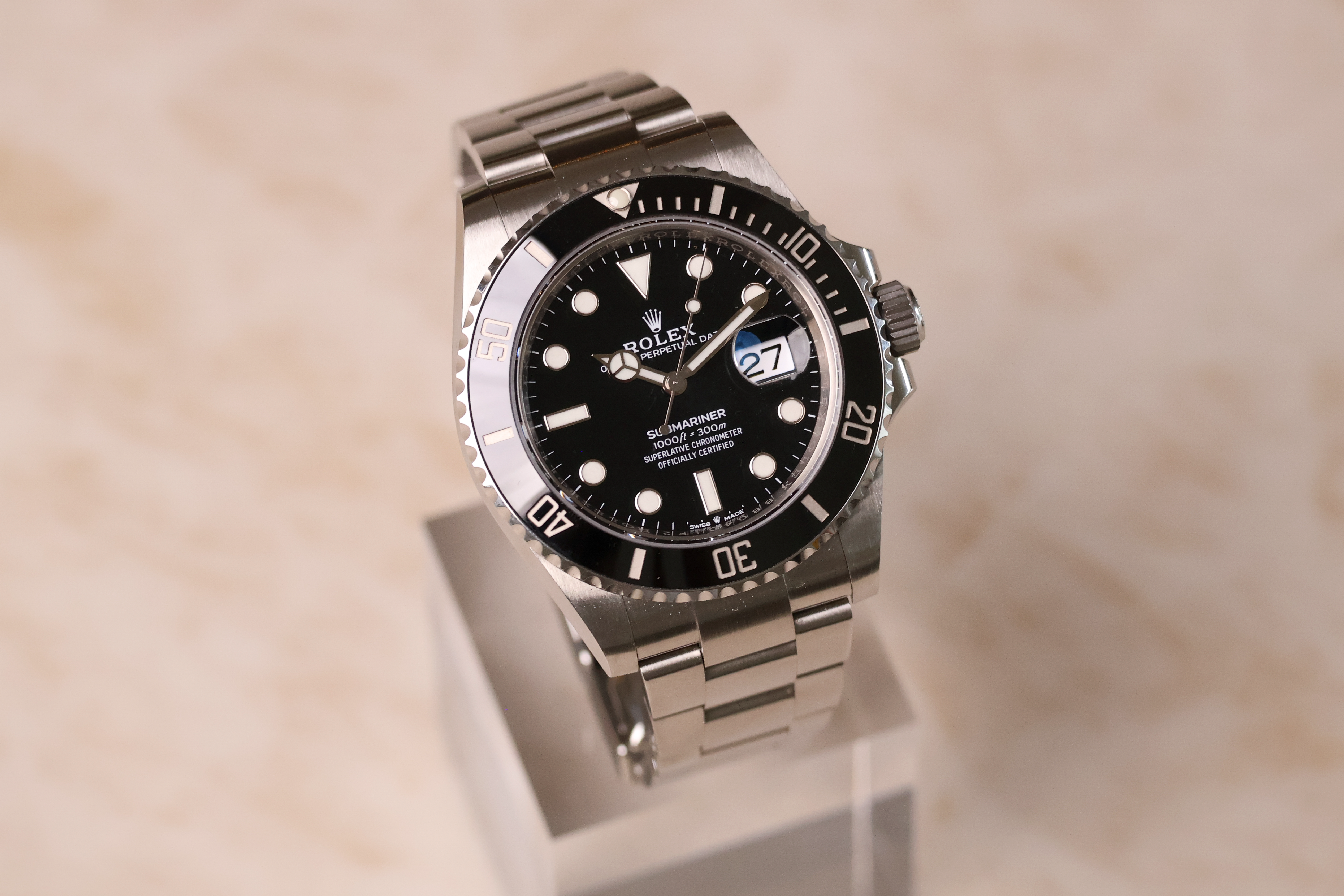 Rolex Submariner Date 126610LN pre-owned zwarte wijzerplaat Oystersteel band