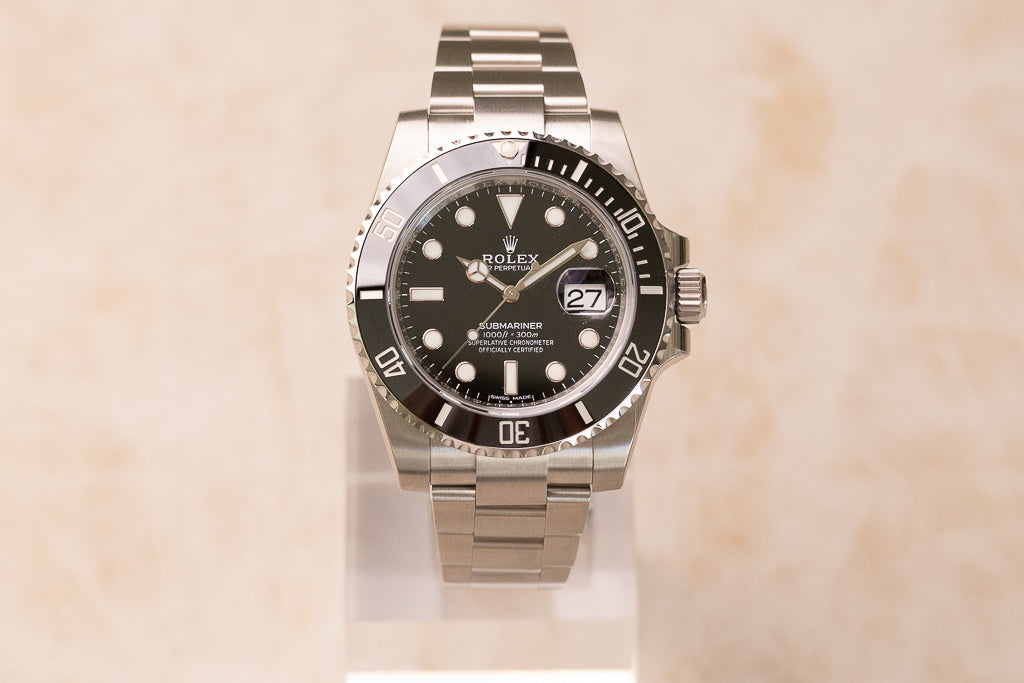 Rolex Submariner Date ref. 116610LN — zwarte wijzerplaat met Cerachrom-lunette vooraanzicht
