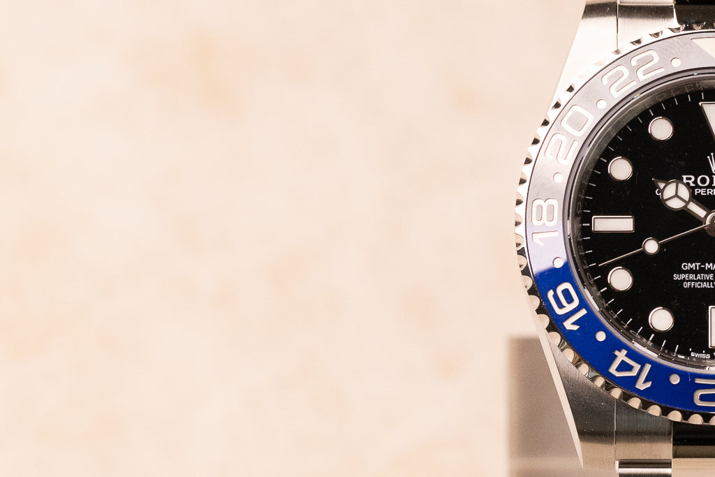 Rolex GMT-Master II Batman ref. 126710BLNR — detail blauw-zwarte keramische lunette met 24-uursgraduatie
