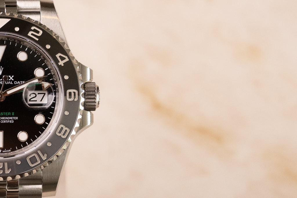 rolex-gmt-master-ii-bruce-wayne-126710grnr-vooraanzicht 2